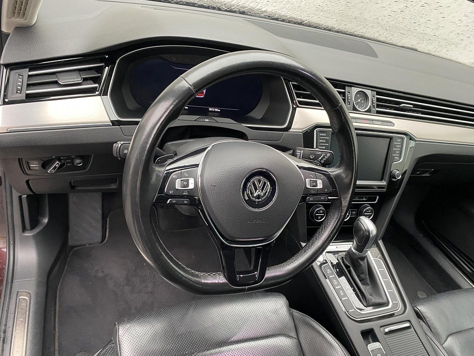 Volkswagen Passat 2.0BiTDi 