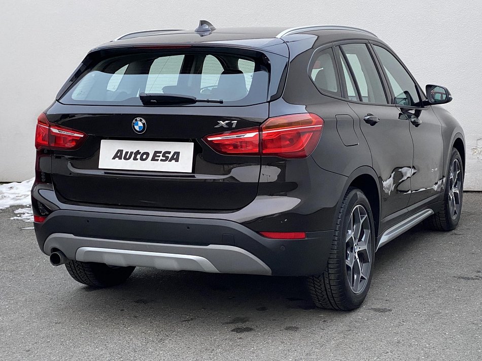 BMW X1 1.5i  sDrive 18i