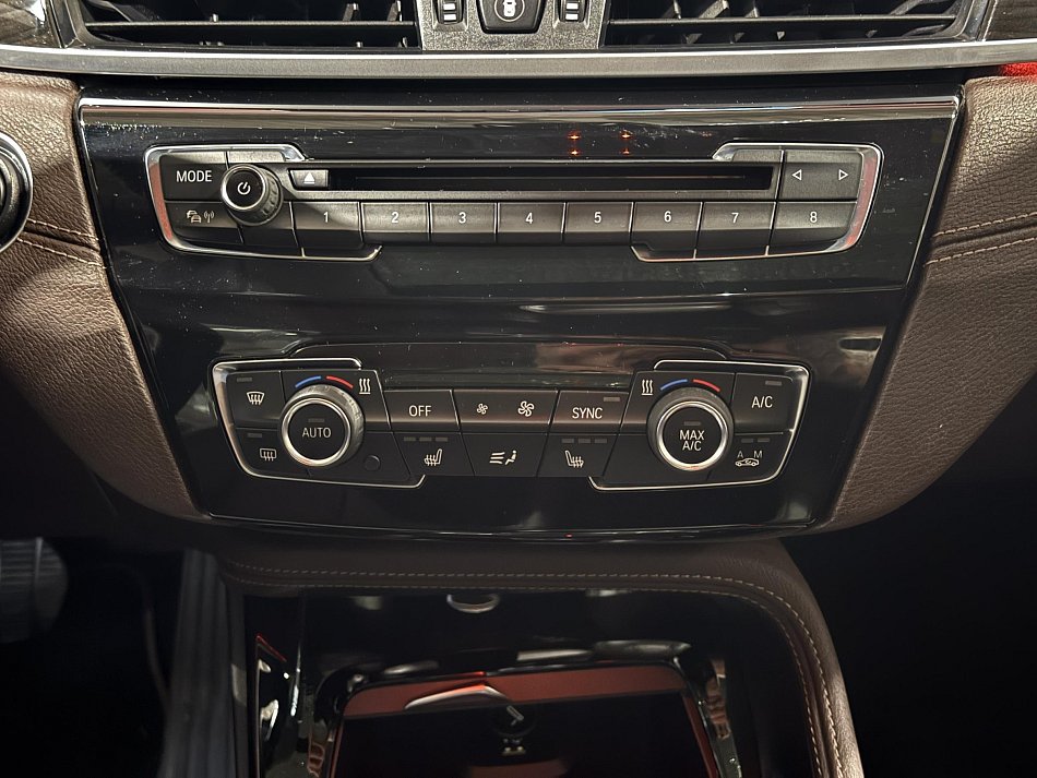 BMW X1 2.0i  X1 Xdrive20i