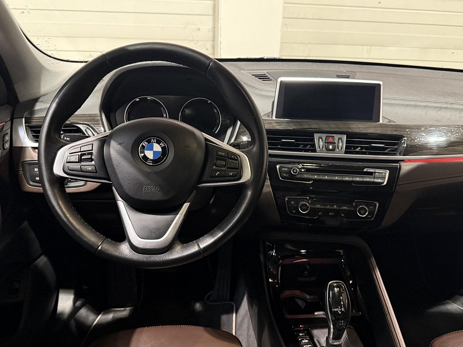 BMW X1 2.0i  X1 Xdrive20i