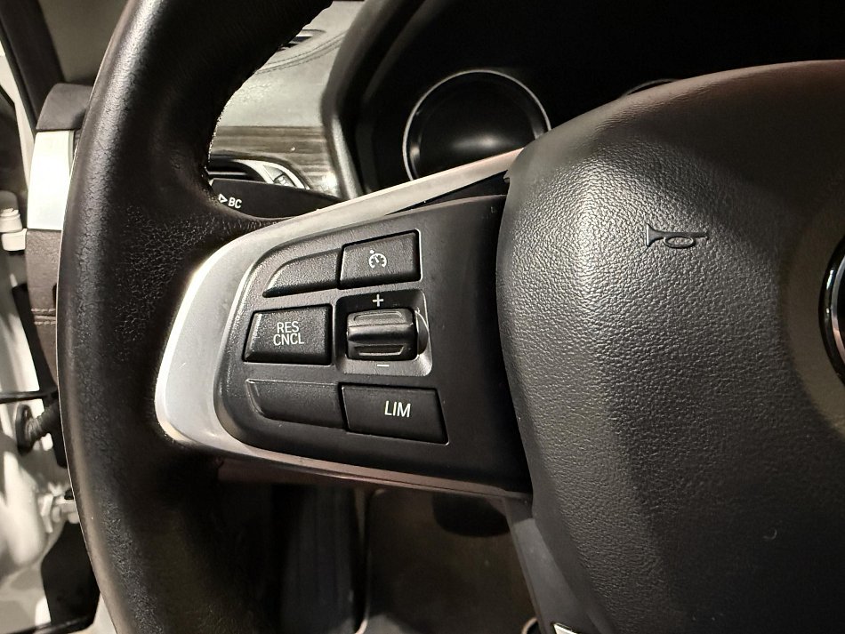 BMW X1 2.0i  X1 Xdrive20i