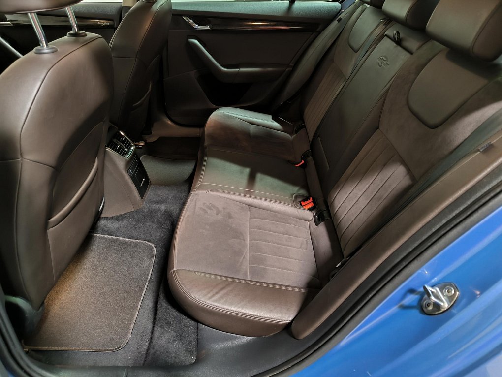 Škoda Octavia III 2.0 TDi  4x4