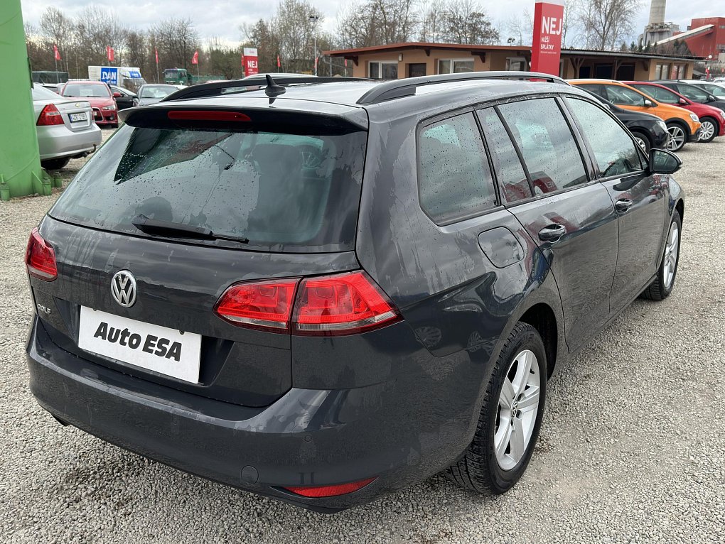 Volkswagen Golf 1.2TSI 