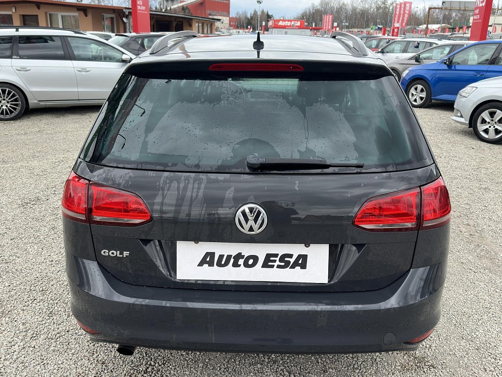 Volkswagen Golf 1.2TSI 