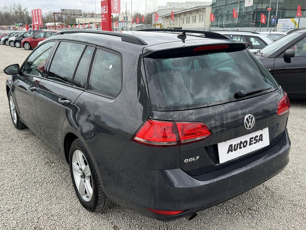 Volkswagen Golf 1.2TSI 