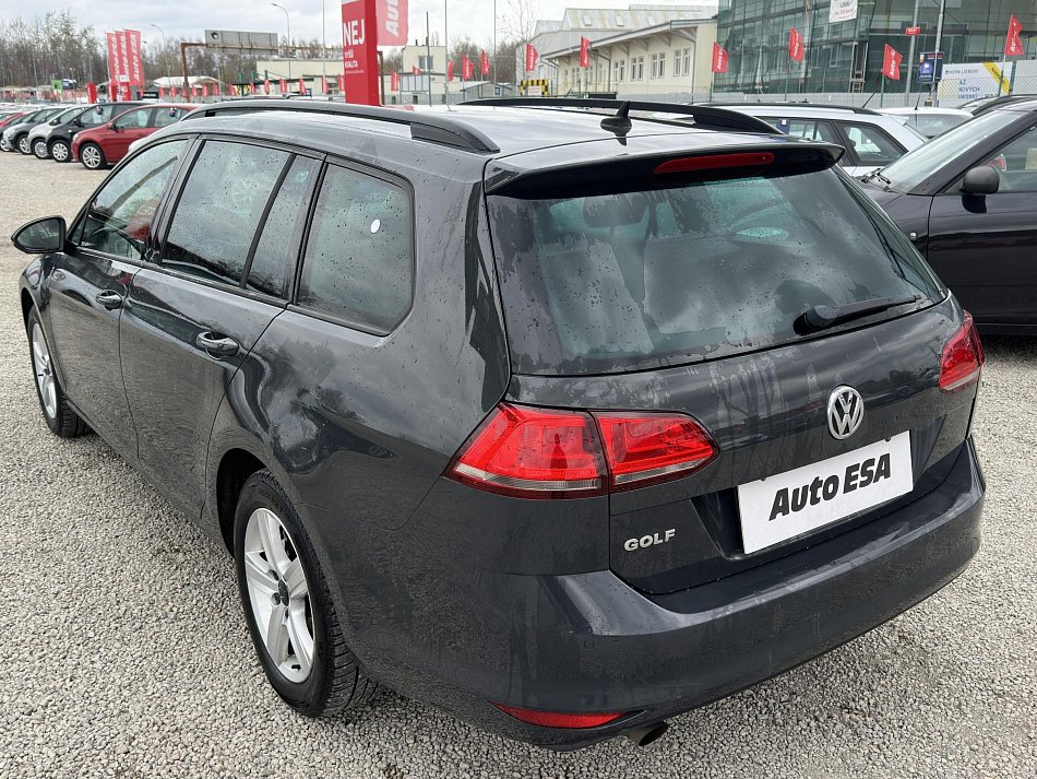 Volkswagen Golf 1.2TSI 