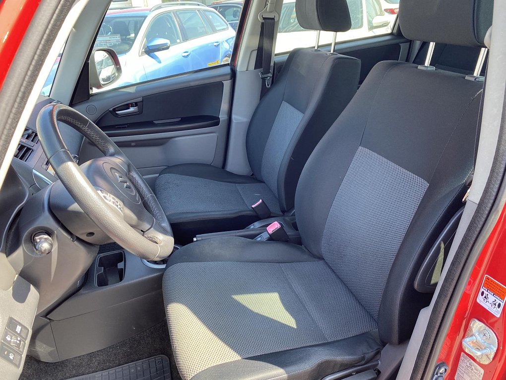 Suzuki SX4 1.6i  4WD