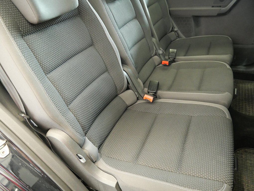 Volkswagen Touran 1.6TDi 
