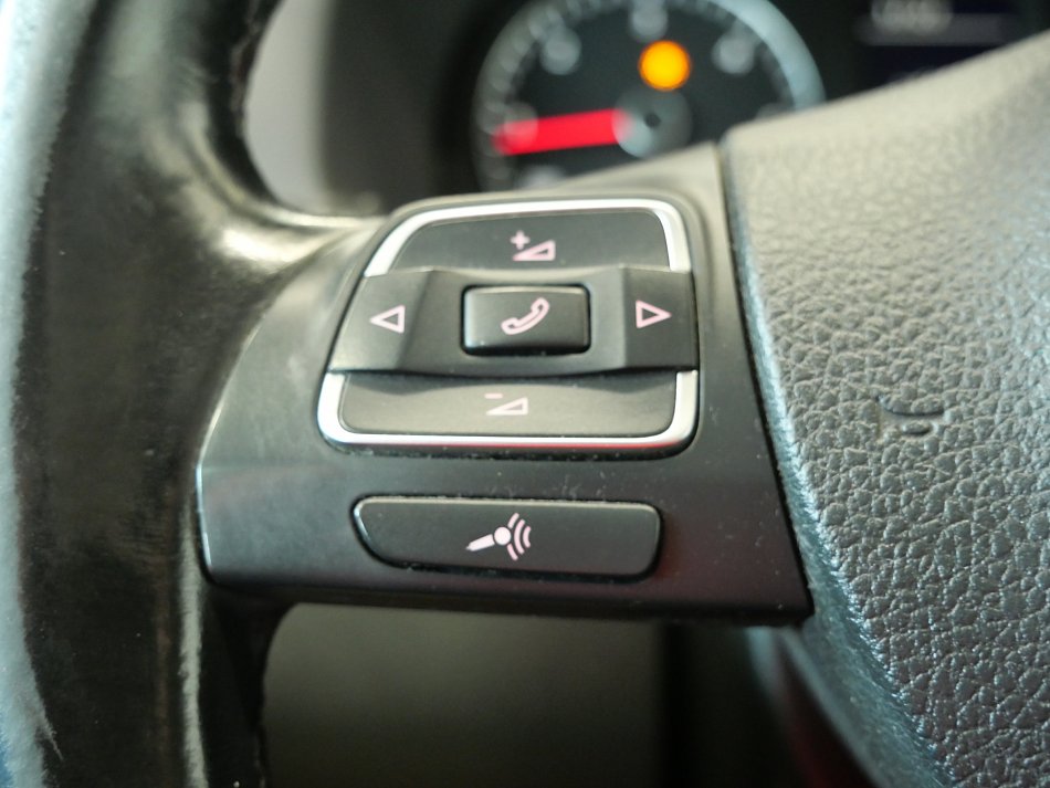 Volkswagen Touran 1.6TDi 