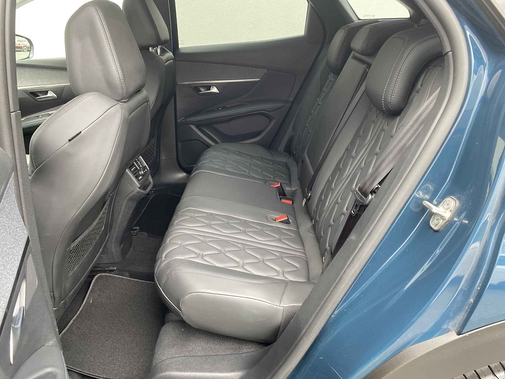 Peugeot 3008 1.2 PT Allure