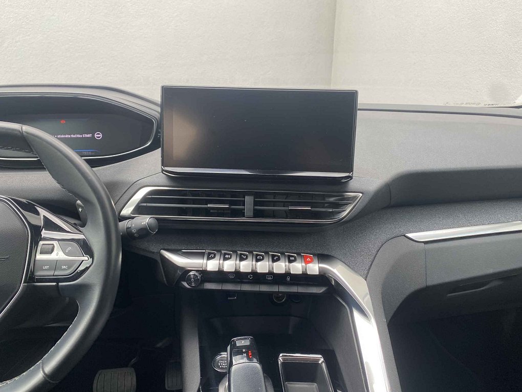 Peugeot 3008 1.2 PT Allure