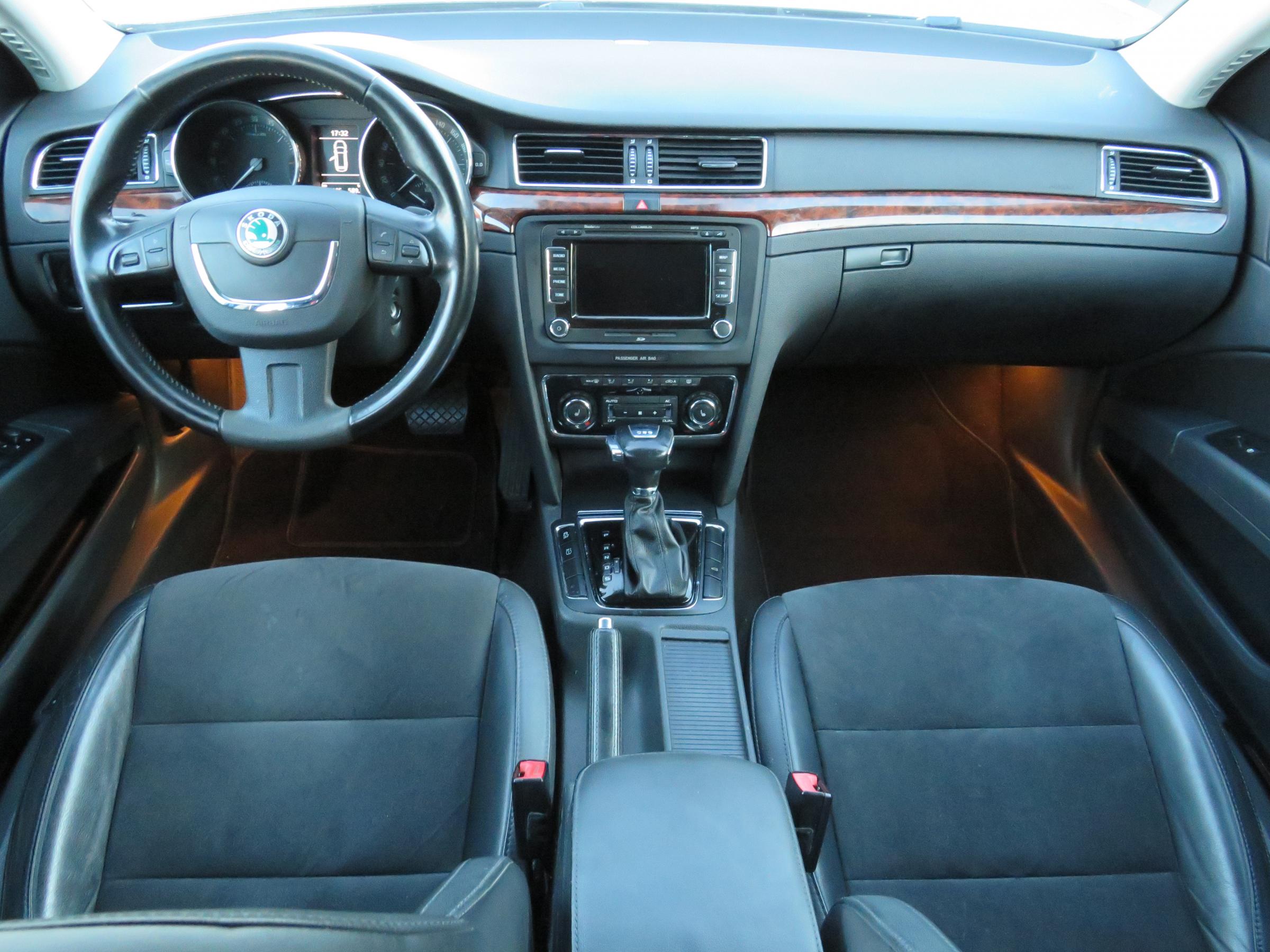 Škoda Superb II, 2013 - pohled č. 11
