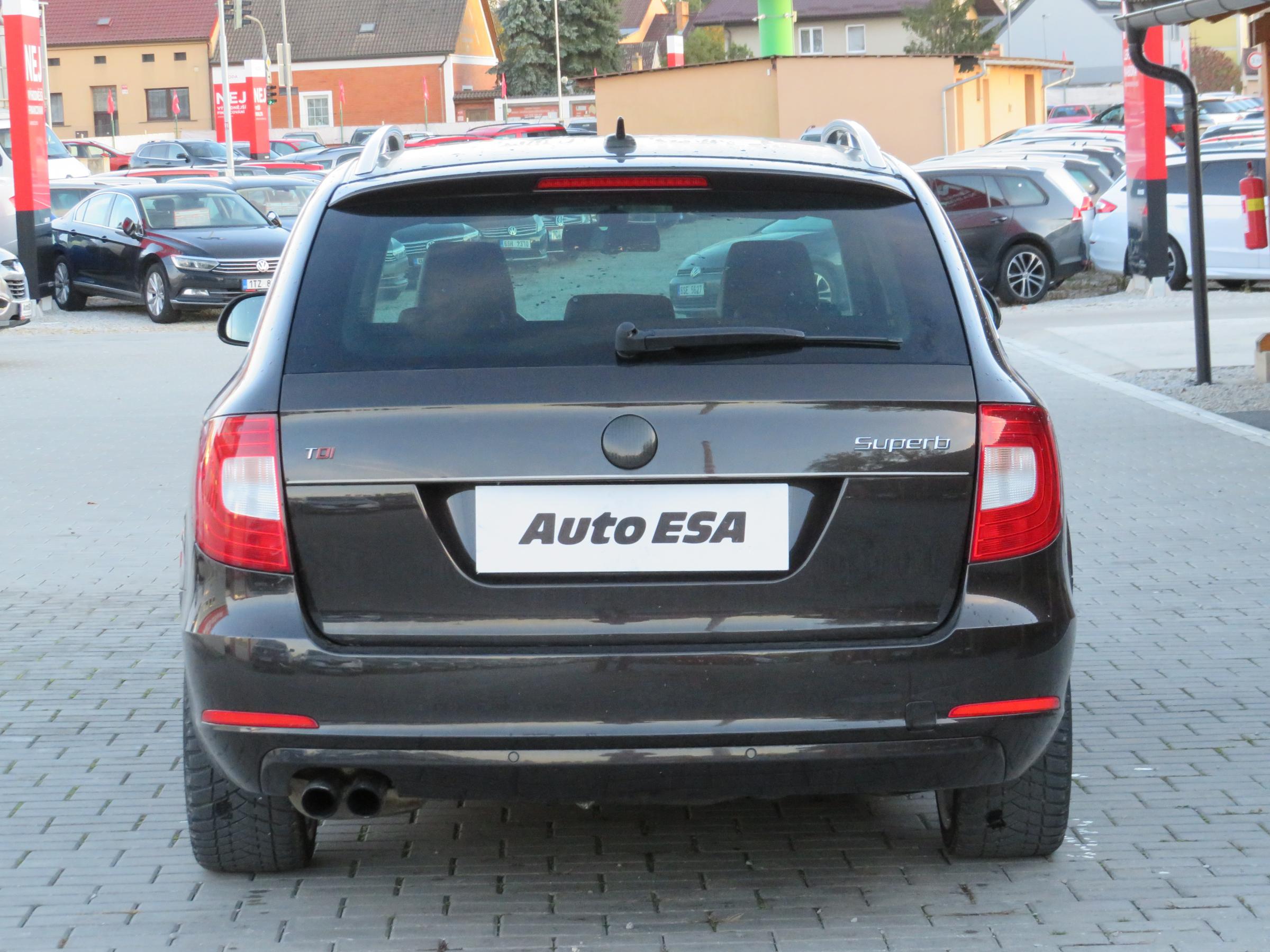 Škoda Superb II, 2013 - pohled č. 6