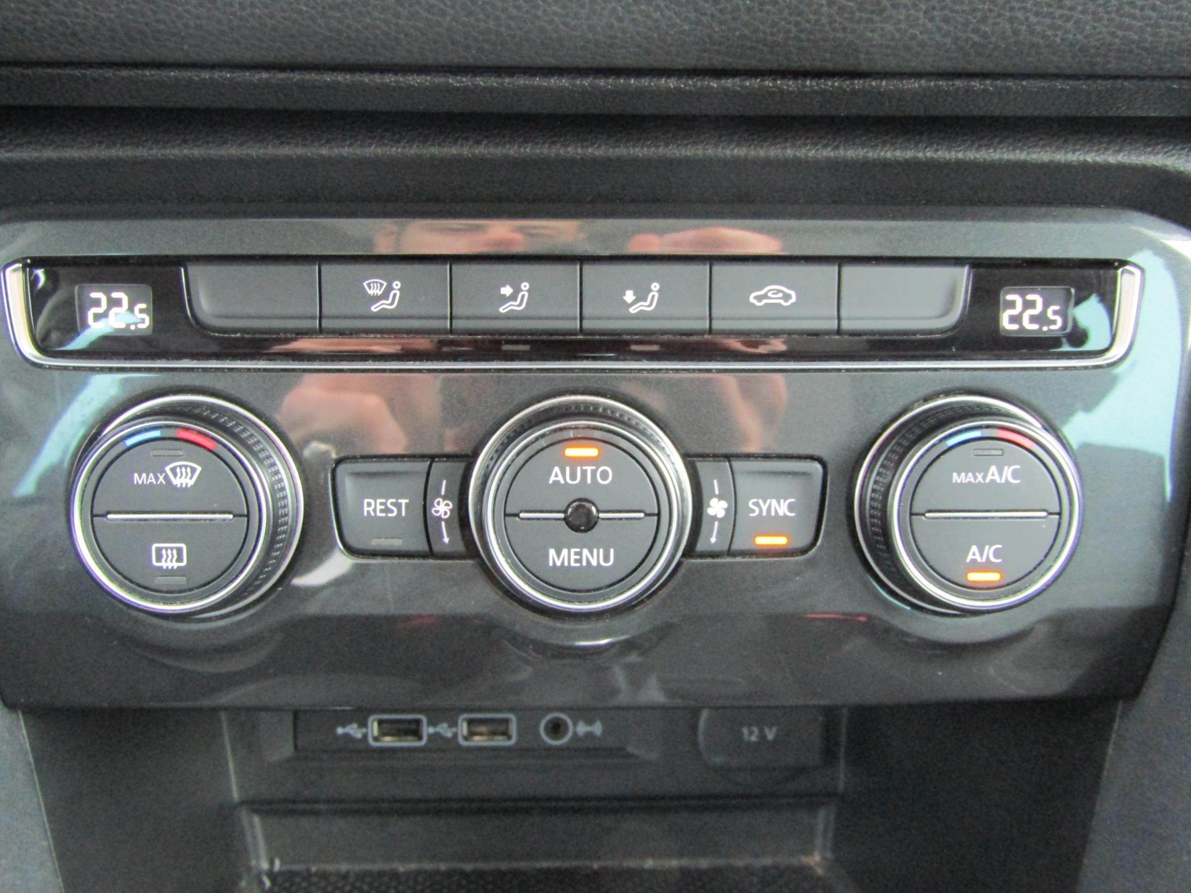 Volkswagen Tiguan, 2019 - pohled č. 13