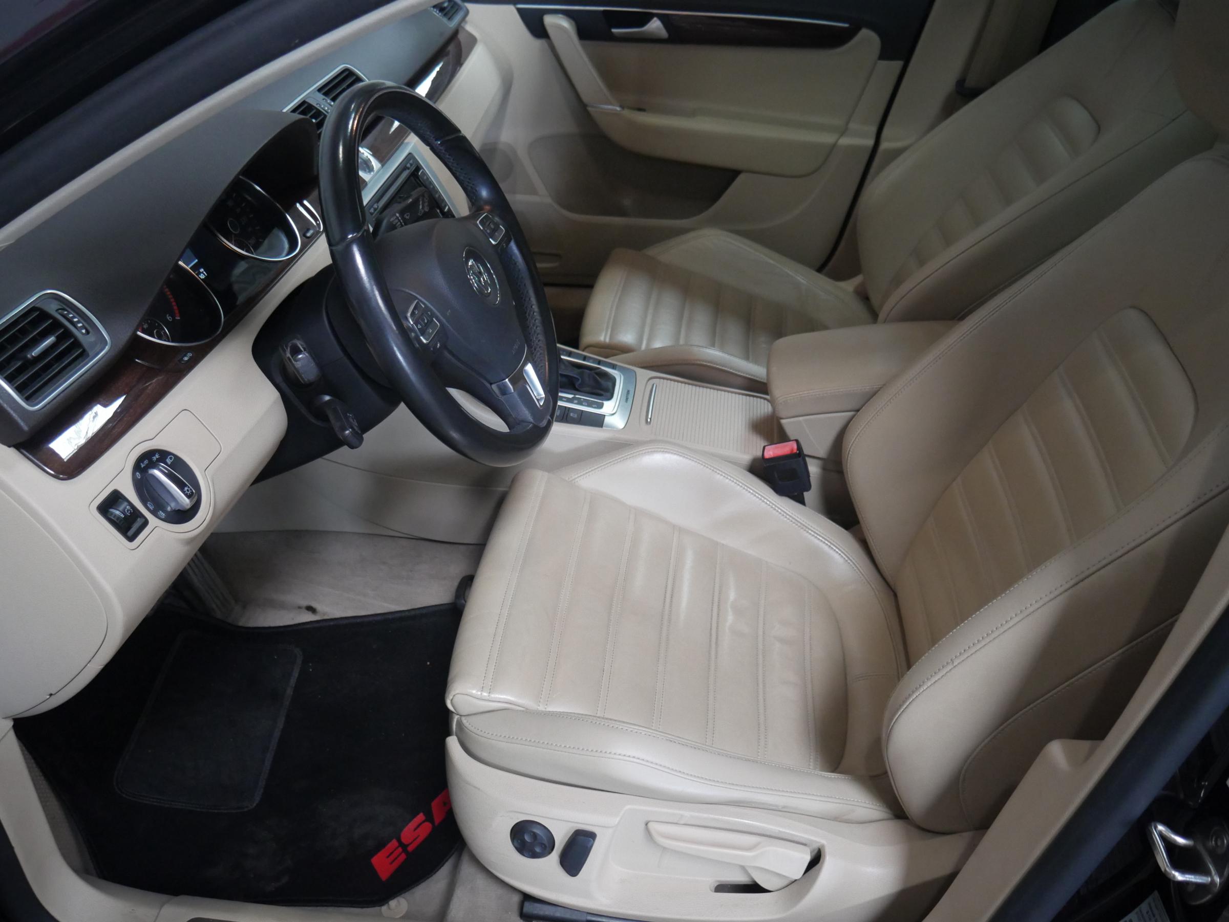 Volkswagen Passat, 2014 - pohled č. 10