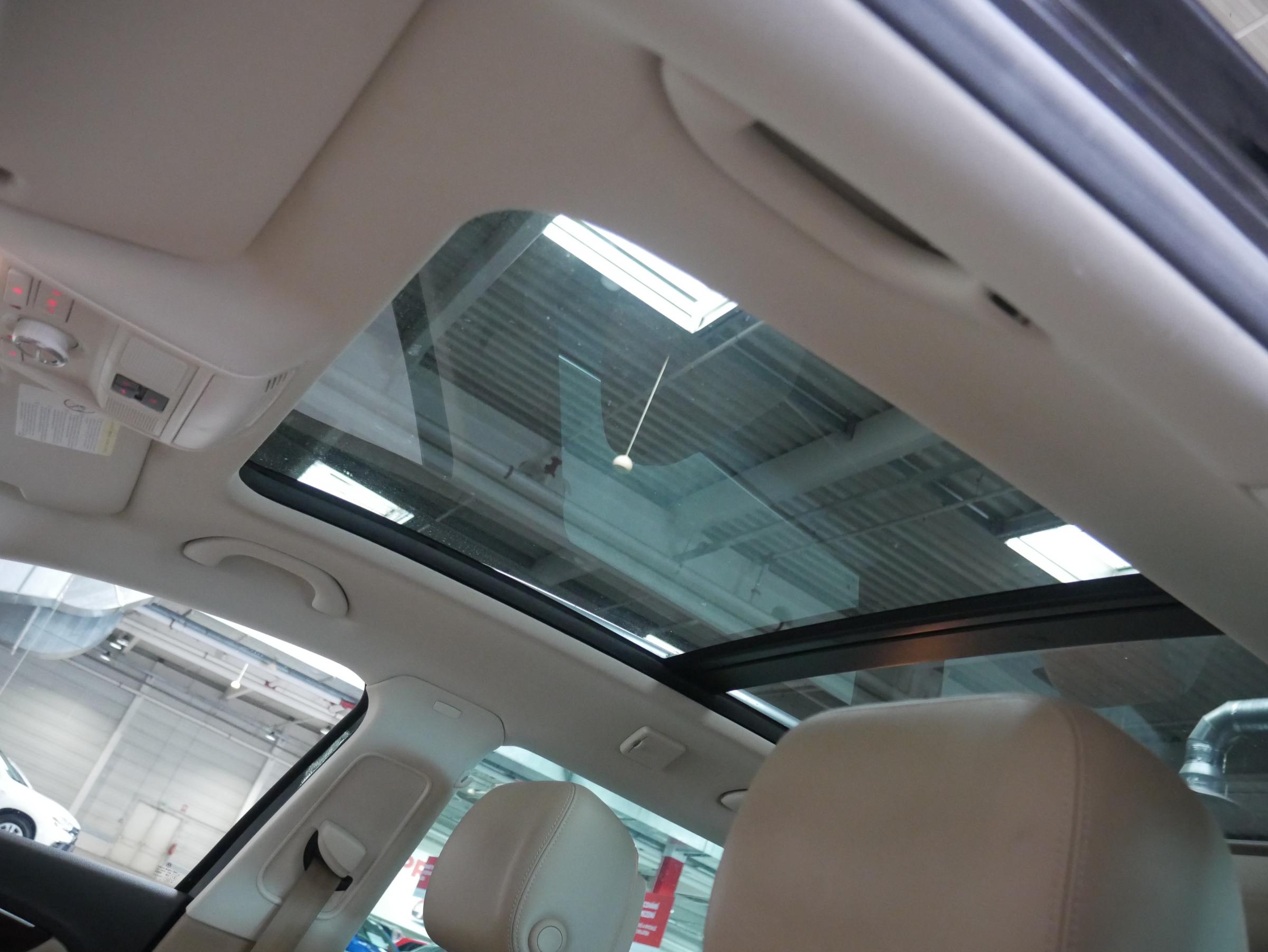 Volkswagen Passat, 2014 - pohled č. 25