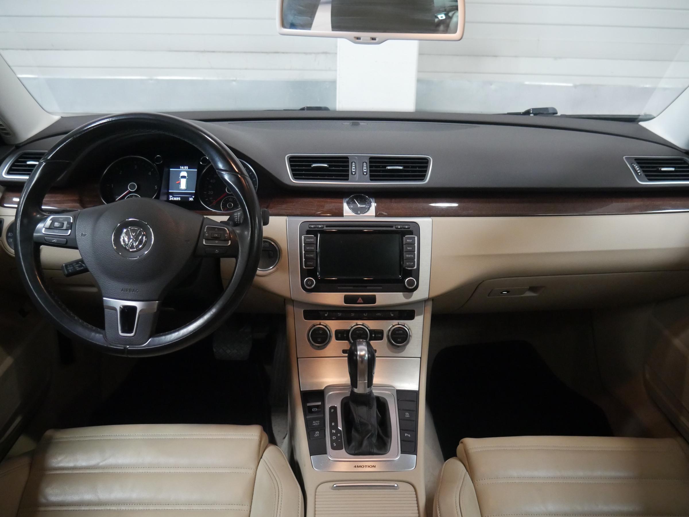 Volkswagen Passat, 2014 - pohled č. 8
