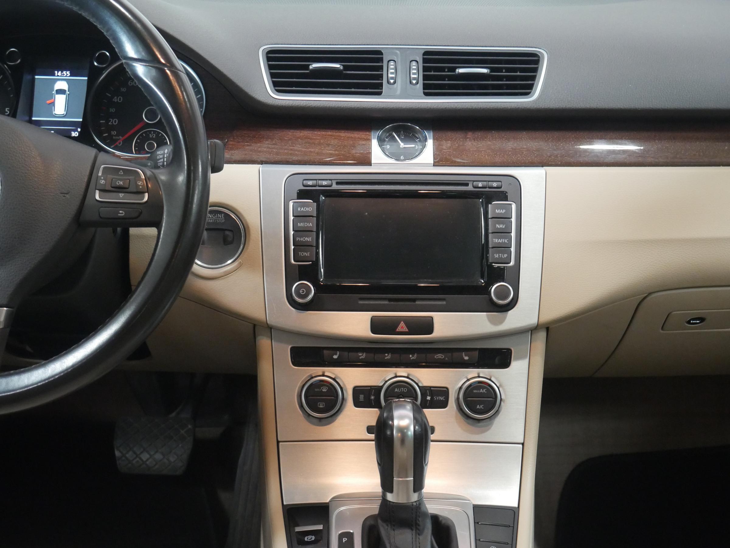 Volkswagen Passat, 2014 - pohled č. 9