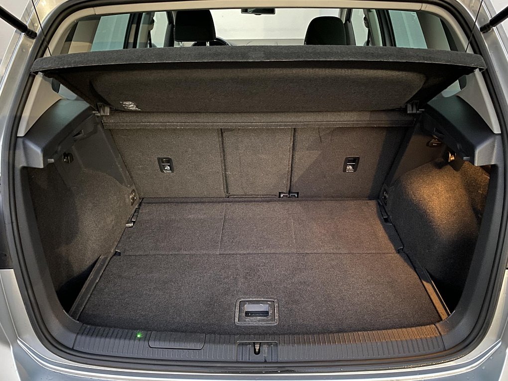 Volkswagen Sportsvan 1.2 TSi Lounge