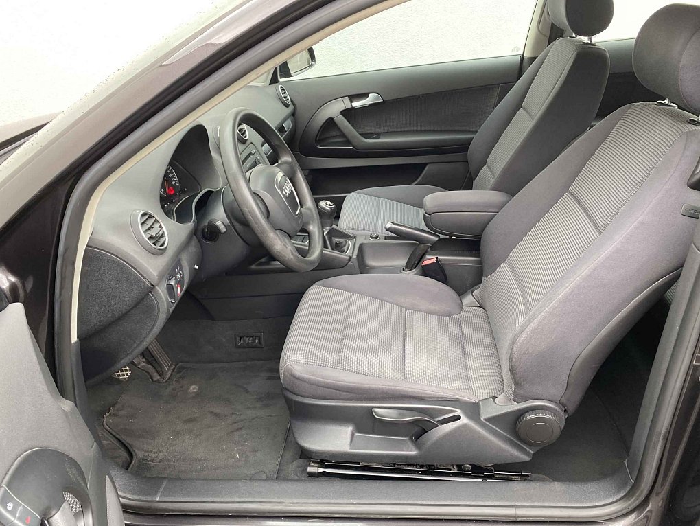 Audi A3 1.6 TFSi Attraction