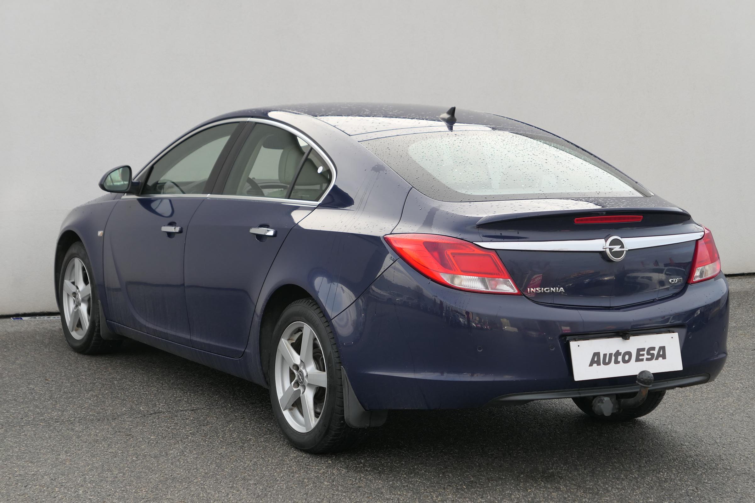 Opel Insignia, 2012 - pohled č. 4
