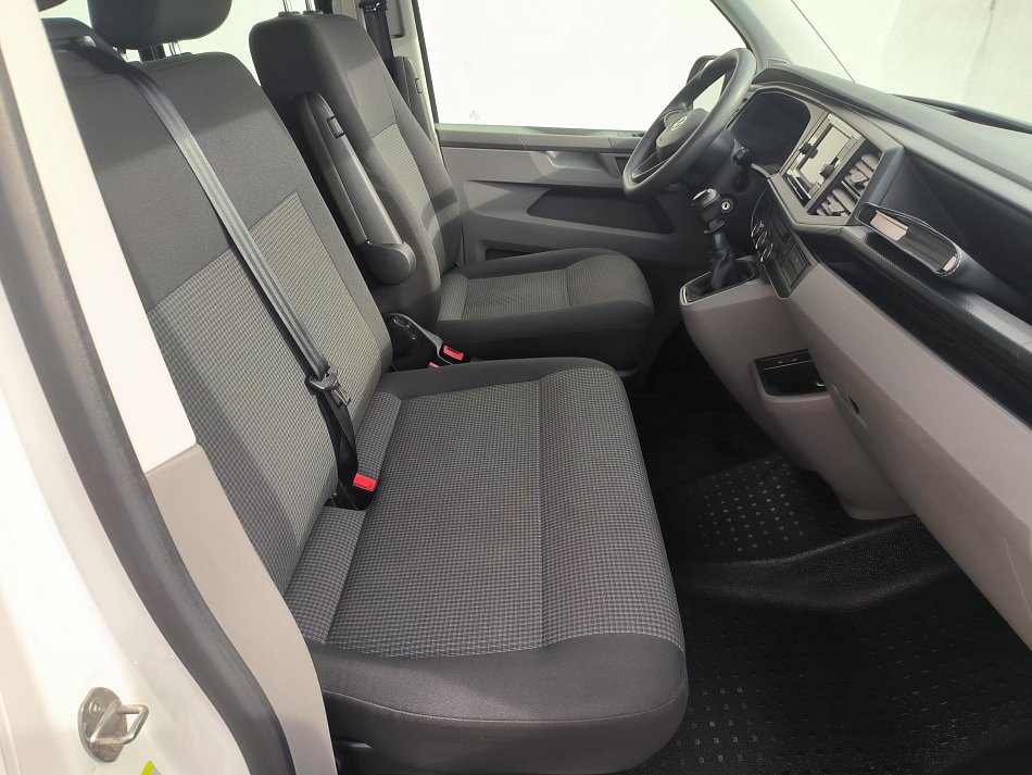 Volkswagen Transporter 2.0TDi  9míst