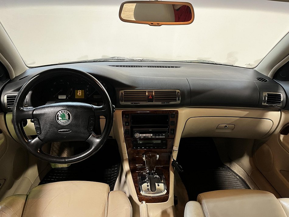 Škoda Superb 2.5 TDi Elegance