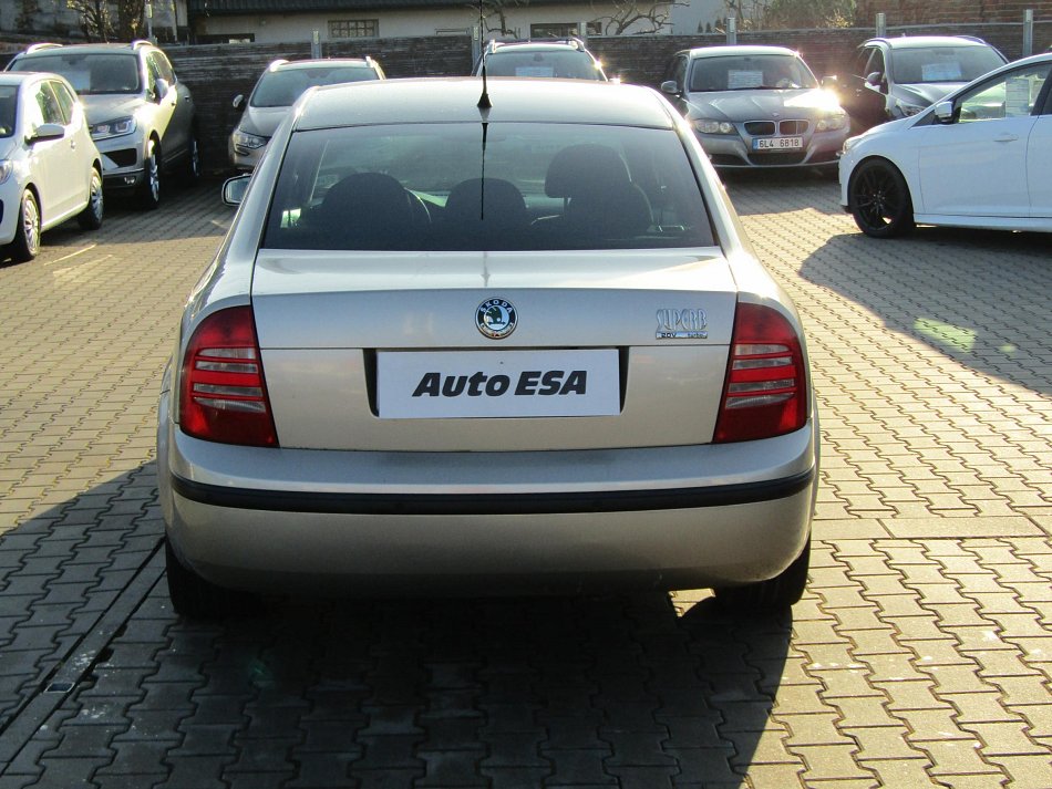 Škoda Superb 1.8 T 