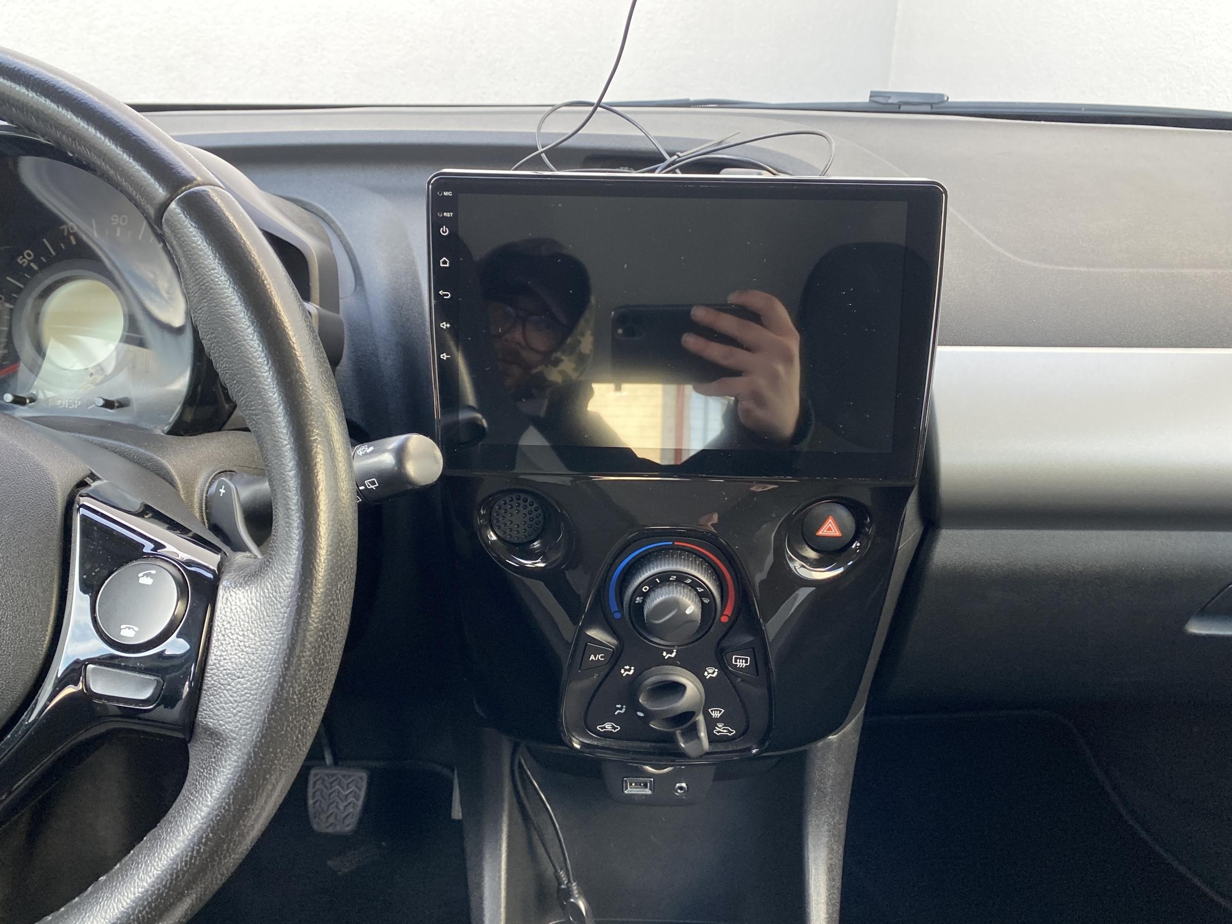 Toyota Aygo, 2017 - pohled č. 12