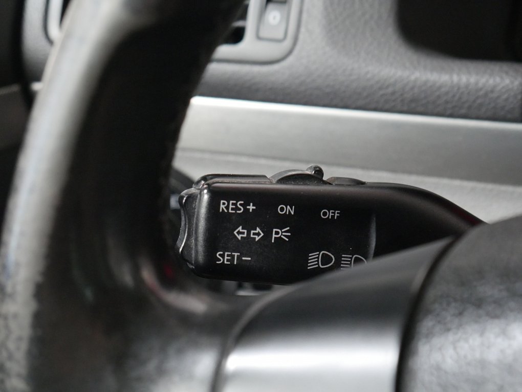 Volkswagen Touran 2.0 TDi 