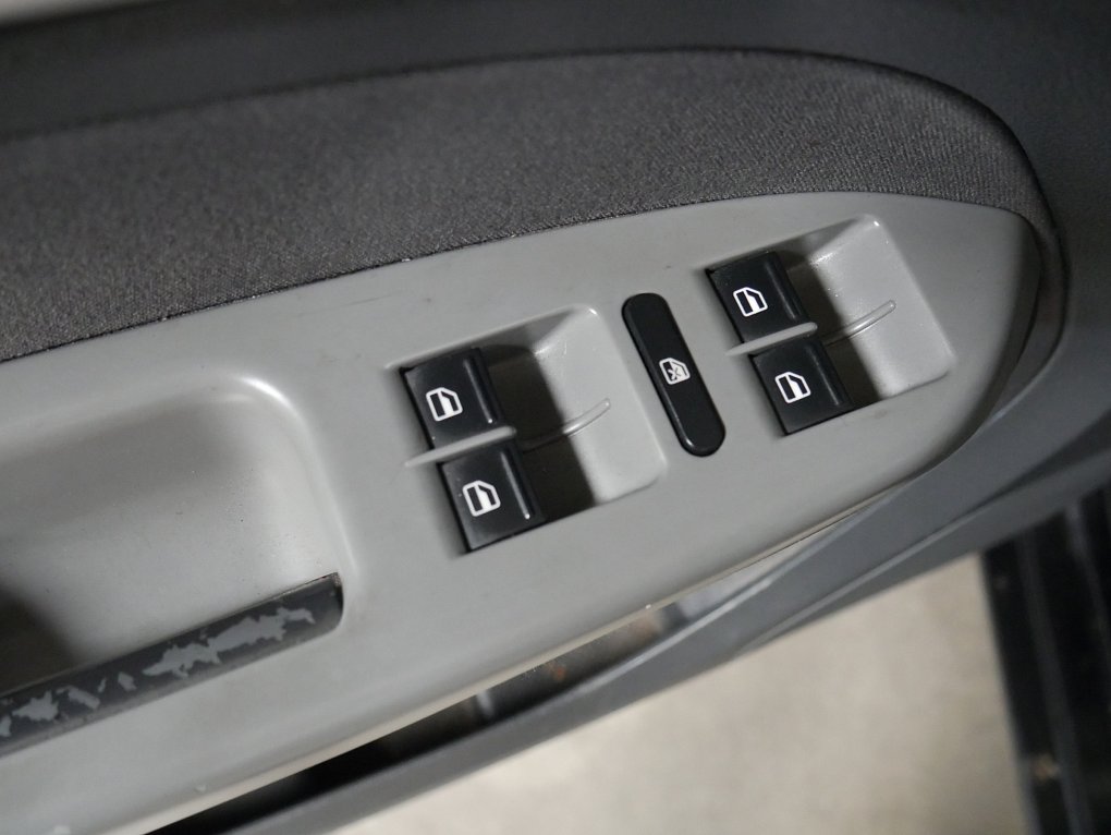 Volkswagen Touran 2.0 TDi 