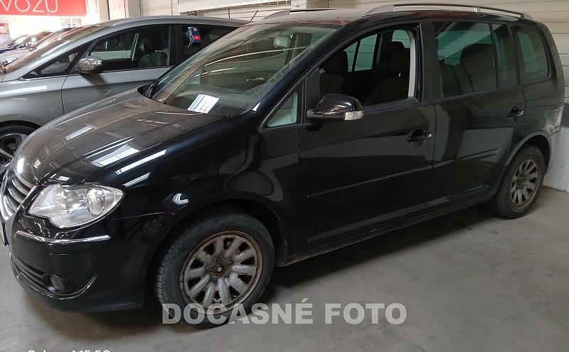 Volkswagen Touran 2.0 TDI 