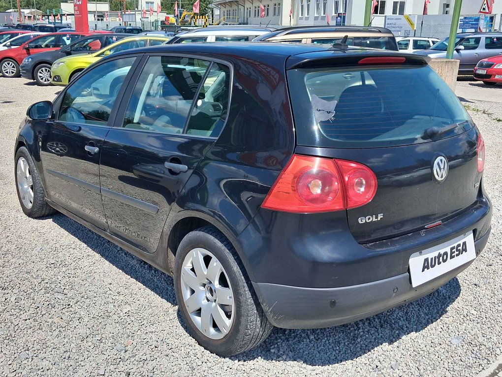 Volkswagen Golf 1.9 TDi 
