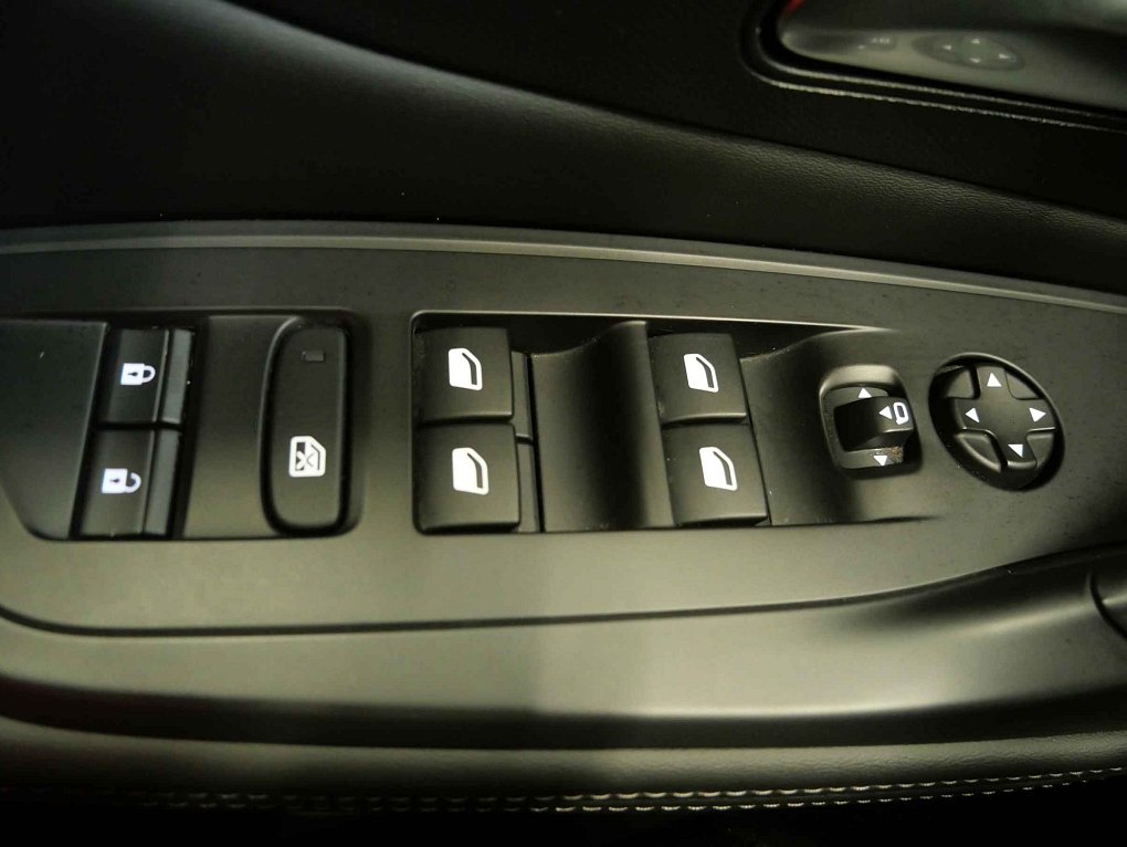 Peugeot 408 1.2PT 