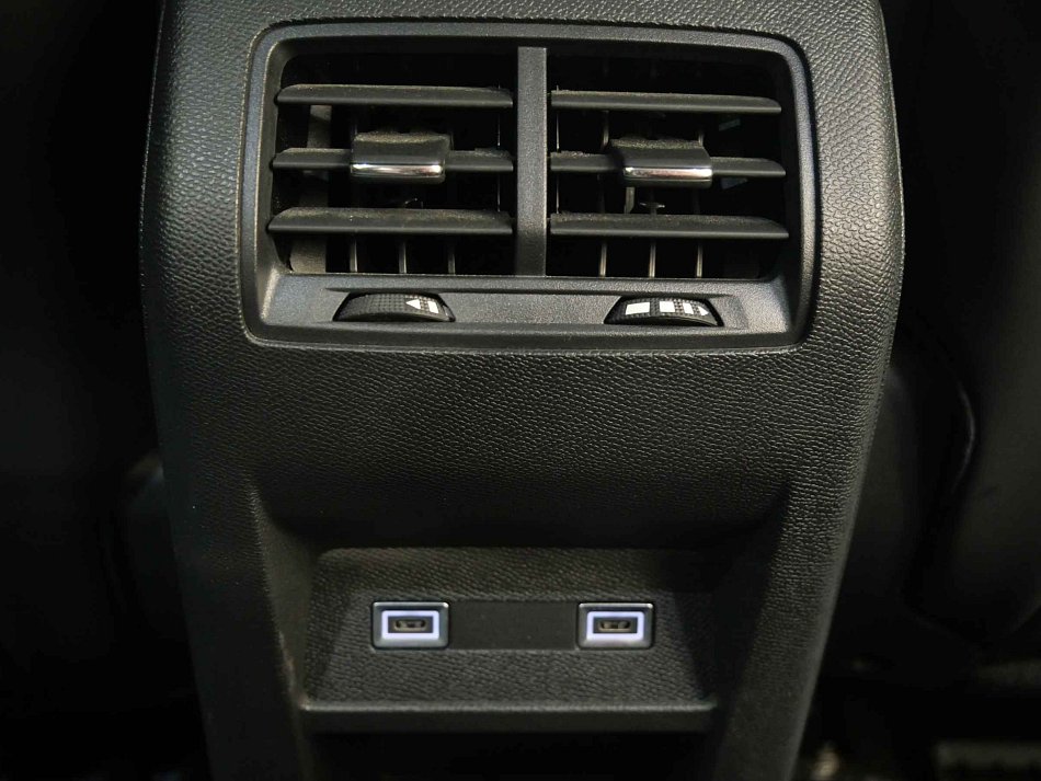 Peugeot 408 1.2PT 