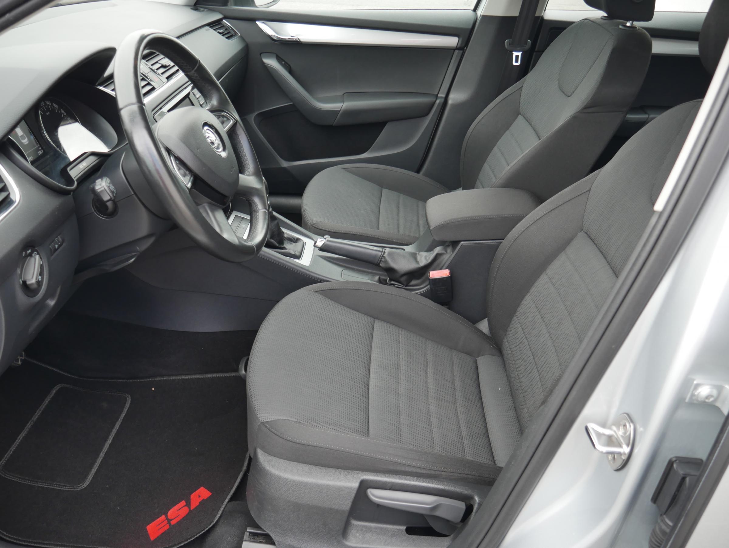 Škoda Octavia III, 2014 - pohled č. 9