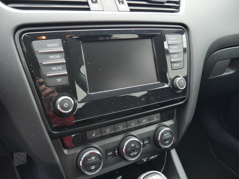 Škoda Octavia III 1.6 TDi Elegance