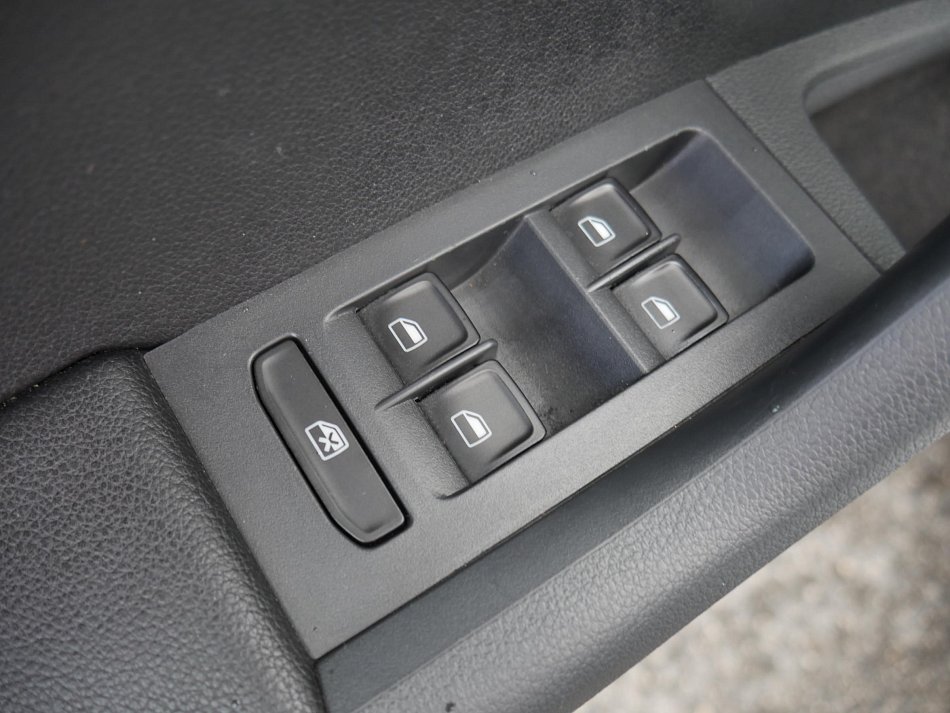 Škoda Octavia III 1.6 TDi Elegance