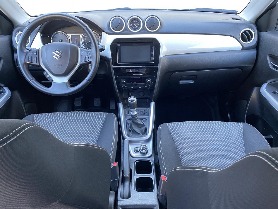 Suzuki Vitara 1.6 VVT Elegance