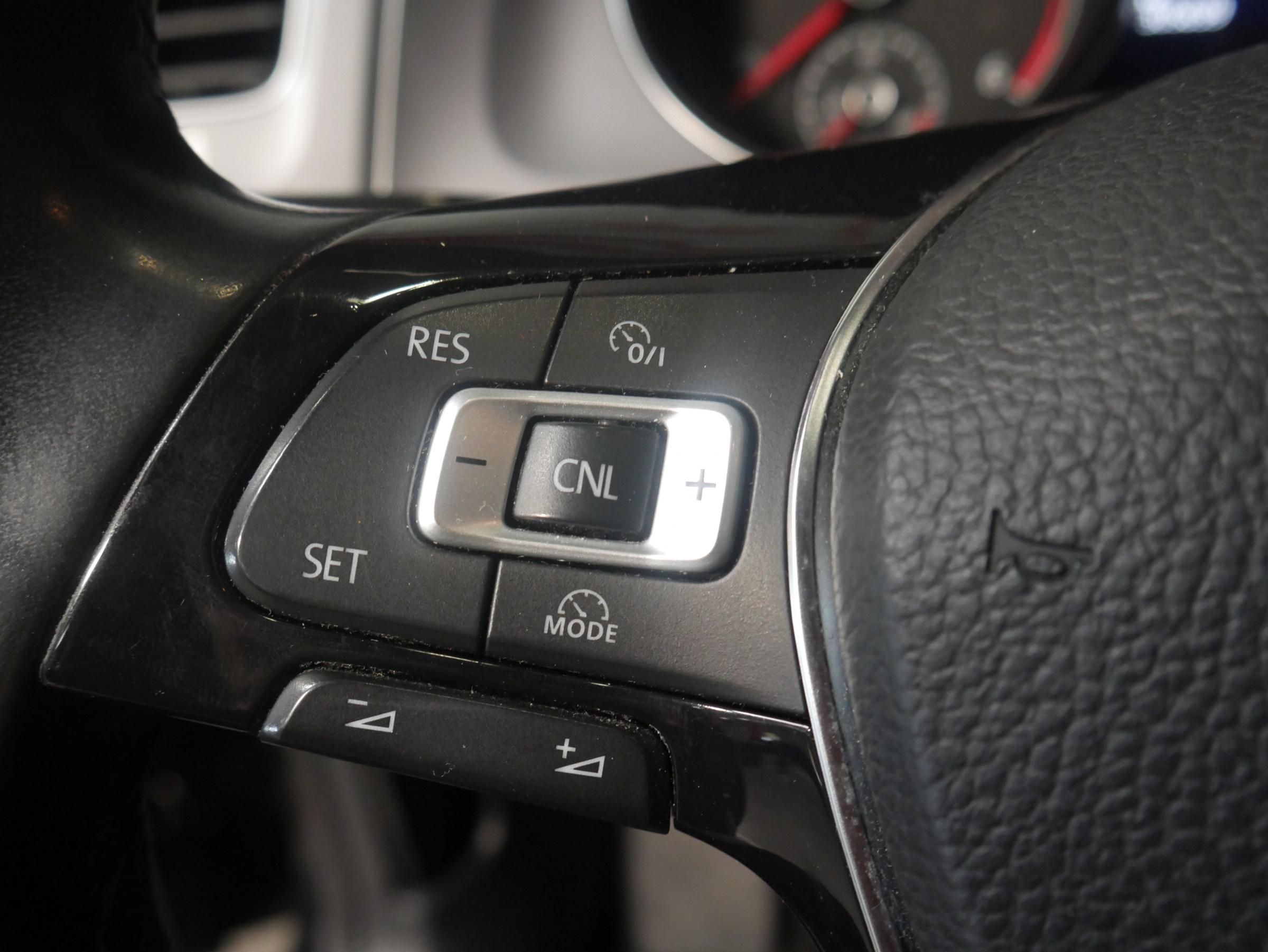 Volkswagen Golf, 2015 - pohled č. 14