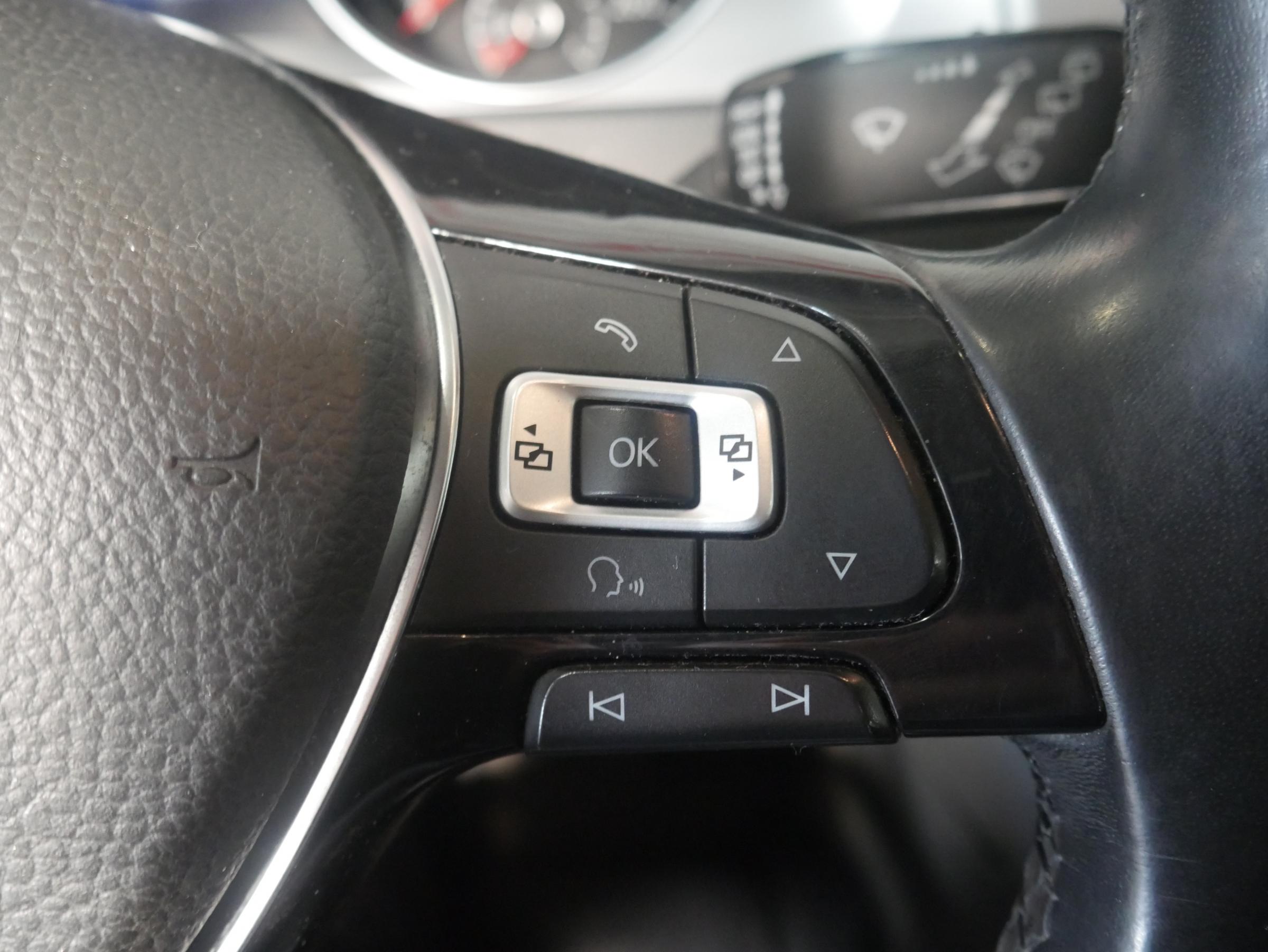 Volkswagen Golf, 2015 - pohled č. 15