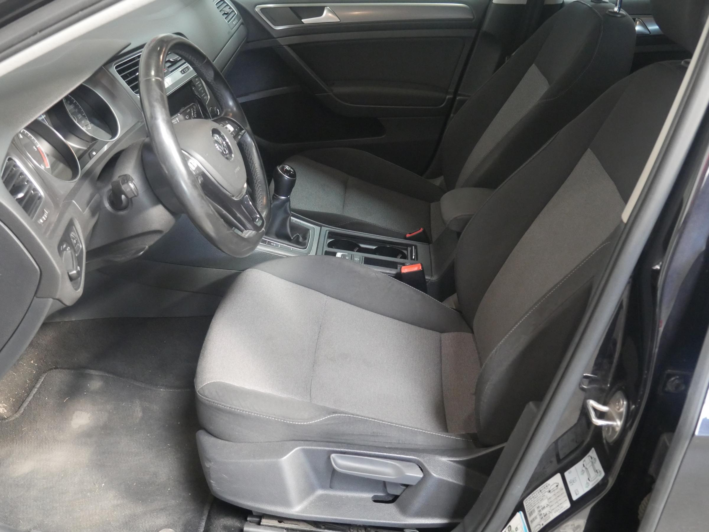 Volkswagen Golf, 2015 - pohled č. 9