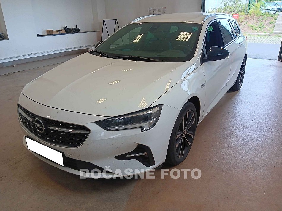 Opel Insignia 2.0 D 