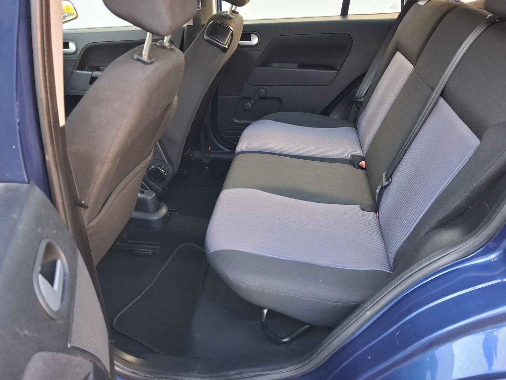 Ford Fusion 1.4i 