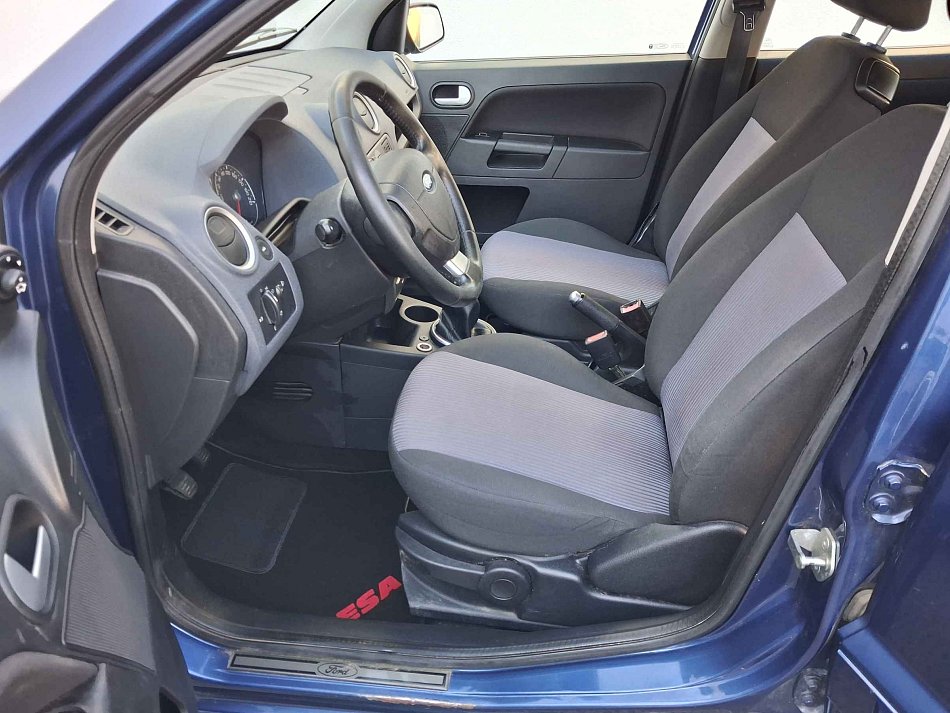 Ford Fusion 1.4i 