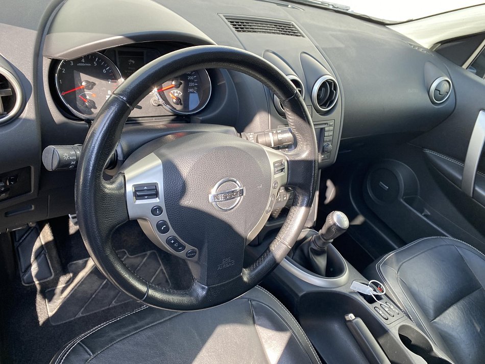 Nissan Qashqai 2.0i Tekna