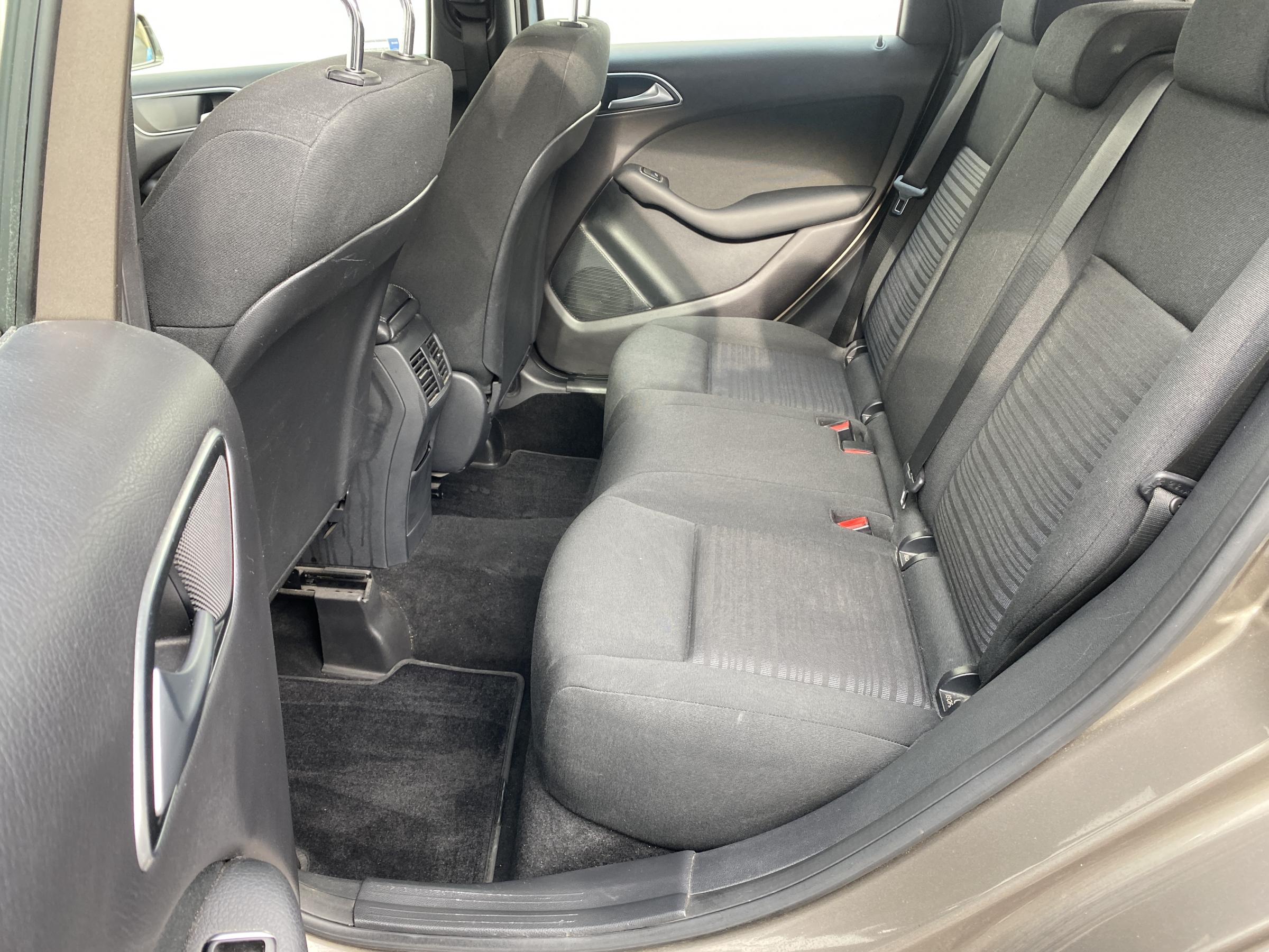 Mercedes-Benz Třída B, 2014 - pohled č. 10