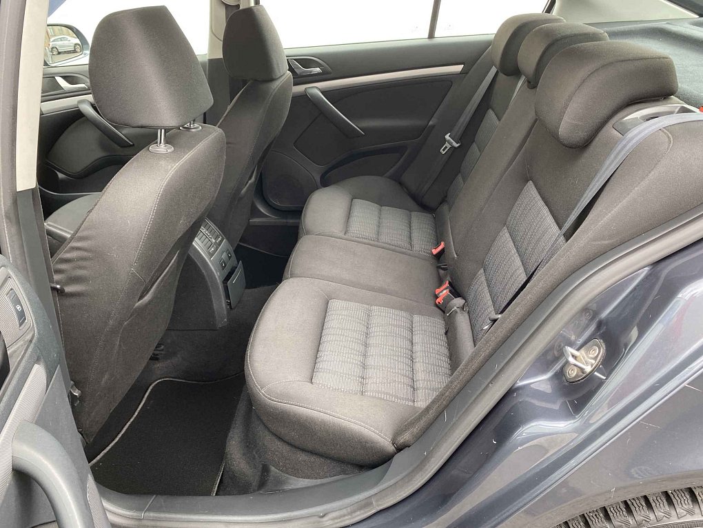 Škoda Octavia II 1.6 TDi Elegance