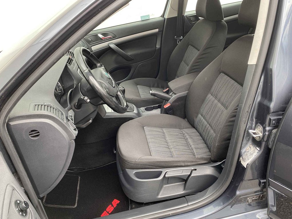 Škoda Octavia II 1.6 TDi Elegance