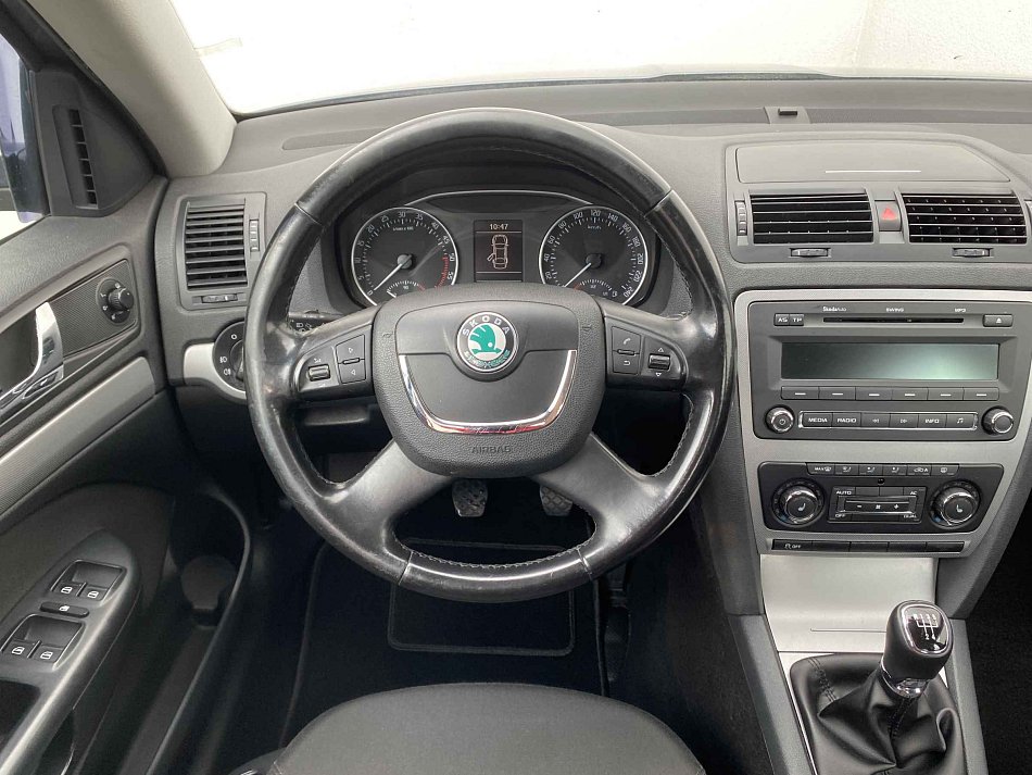 Škoda Octavia II 1.6 TDi Elegance